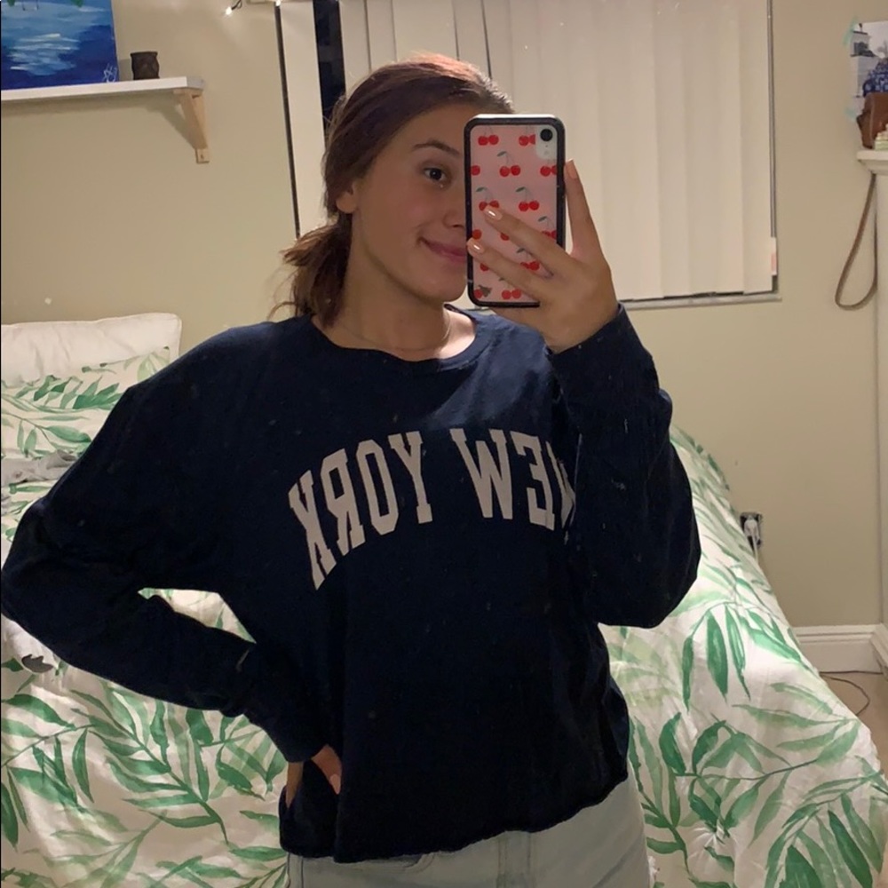 Long sleeve brandy Melville New York top